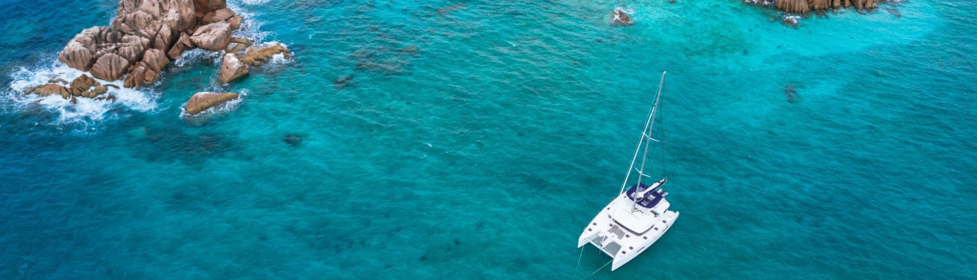 catamaran sailing in the Seychelles